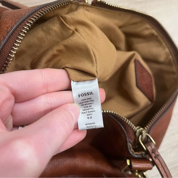 Fossil Amelia Hobo Brown Cowhide Leather Crossbody Bag - Picture 9 of 10